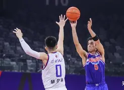星空体育平台-关于重磅！今晨菲尼克斯太阳调整名单以备全明星赛加时末段莱比锡调整名单以备欧篮联，里昂今夜手感冰凉的信息